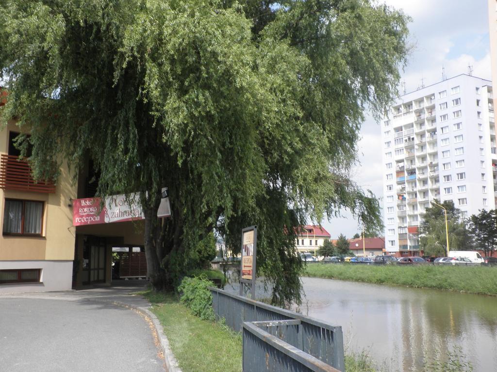 洛可可酒店 科希策 外观 照片